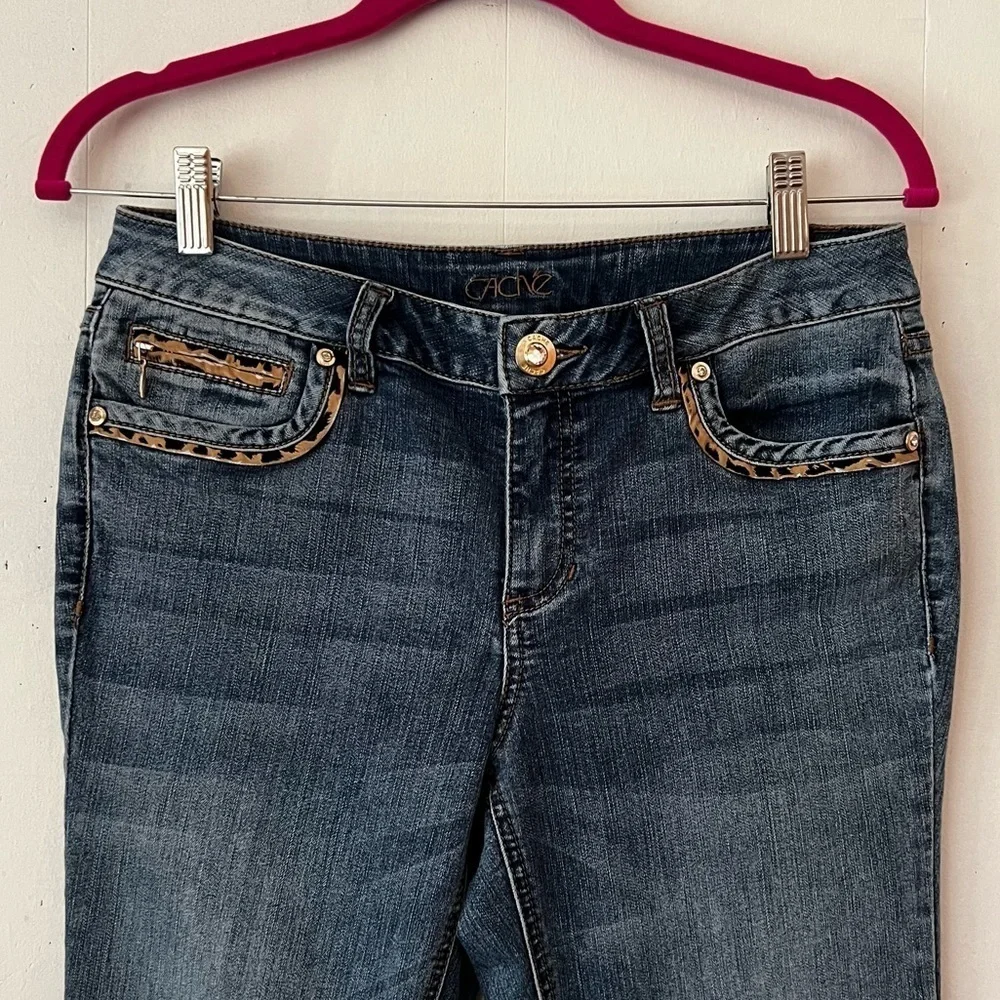 Cache Mid-Rise Animal Print Trimmed Boot Cut Jeans Size 6